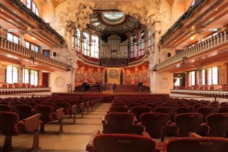Kazakhstan Opera House: World-Class Acoustics & Design