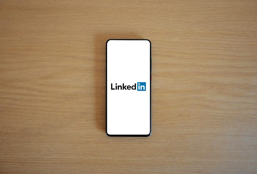 Automated Multi-Channel Social Media Tool: 7 Ways B2B Brands Win