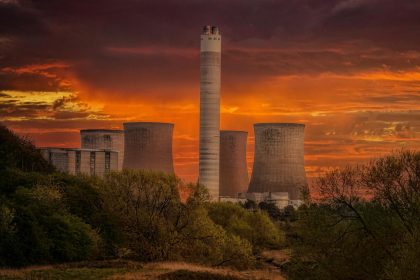 Small Nuclear Reactors: Amazon's Next Big Energy Move?