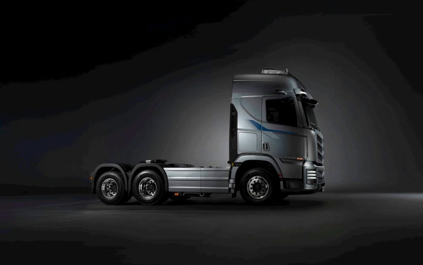 White Paper: AI, Optimization, and the Power of Networked Logistics - FreightWaves | Driven by new technology and the rising complexity of global supply chains, the transportation management landscape is transforming fast.