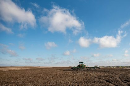 Crop Insurance 2025: Maximize Your Farm's Future & Profits!