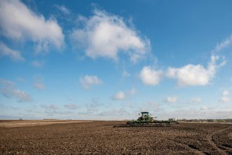 Crop Insurance: 7 Essential Strategies for 2025 Farm Resilience
