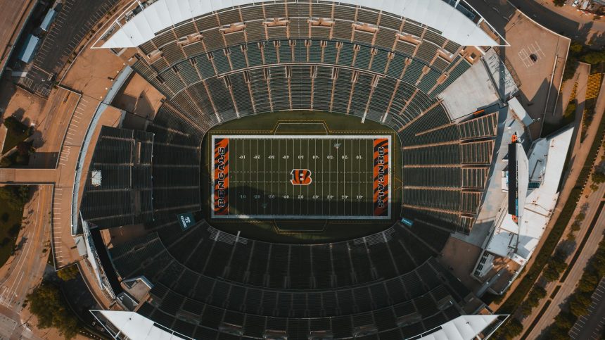 On Sunday against the Cincinnati Bengals, Golden's fifth NFL game, a breakout of sorts happened in the best way possible. The first-rounder had three ...