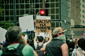 'No Kings' protest organizer touts movement as 'largest peaceful demonstration' in history. Public Citizen co-president Robert Weissman explains ...