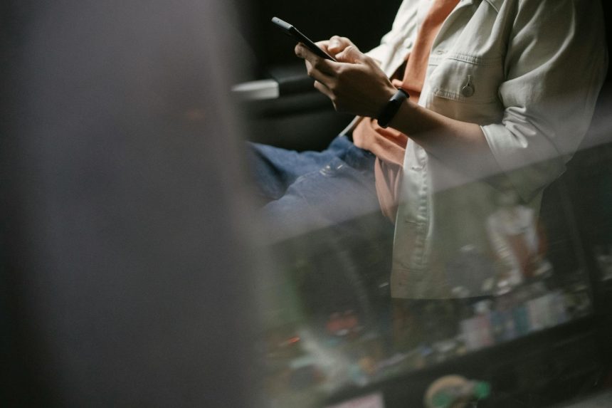 Iran's Tech Sector: How Sanctions Shape Innovation & Growth?