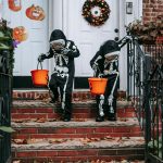 Giant Halloween Decorations: 7 Jaw-Dropping Ideas for Your Yard!