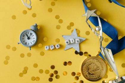 Navigating Tough Times: 7 Essential Strategies for Resilience & Growth
