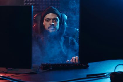 Cyber Warning from Dragos: DER and Microgrids Are Now in the Threat Landscape | Microgrids, vital for energy management, face increasing cyber threats from malware,