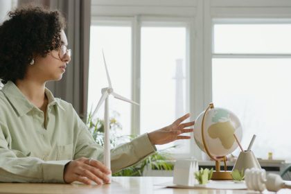 Top Green Business Leaders: Discover Sustainable Companies by Sector