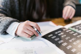 Fintech Companies: 7 Ways Tech Transforms Collections & Upselling