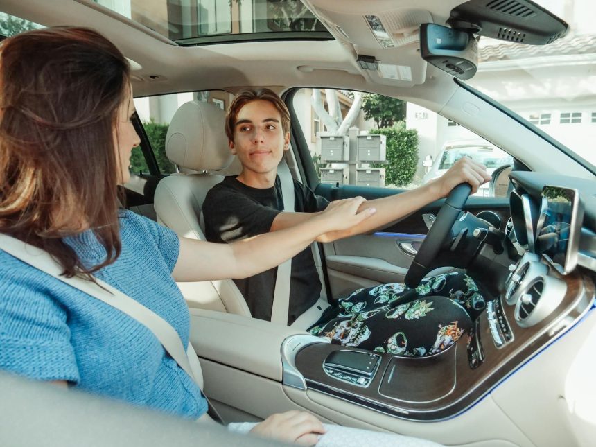 Navigating the Digital Frontier: A Parent's Guide to Teen AI Safety