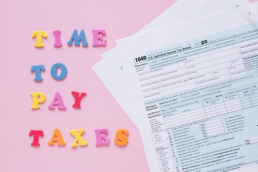 Elders Chae Hyun-guk and Kim Jang-ha: Sages of Our Time | Chae Hyun-guk, a philosophy graduate, was also a successful entrepreneur who ranked within the top 10 individual income tax payers nationwide during ...