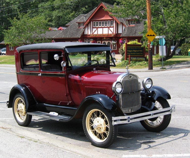 1928_Model_A_Ford-20