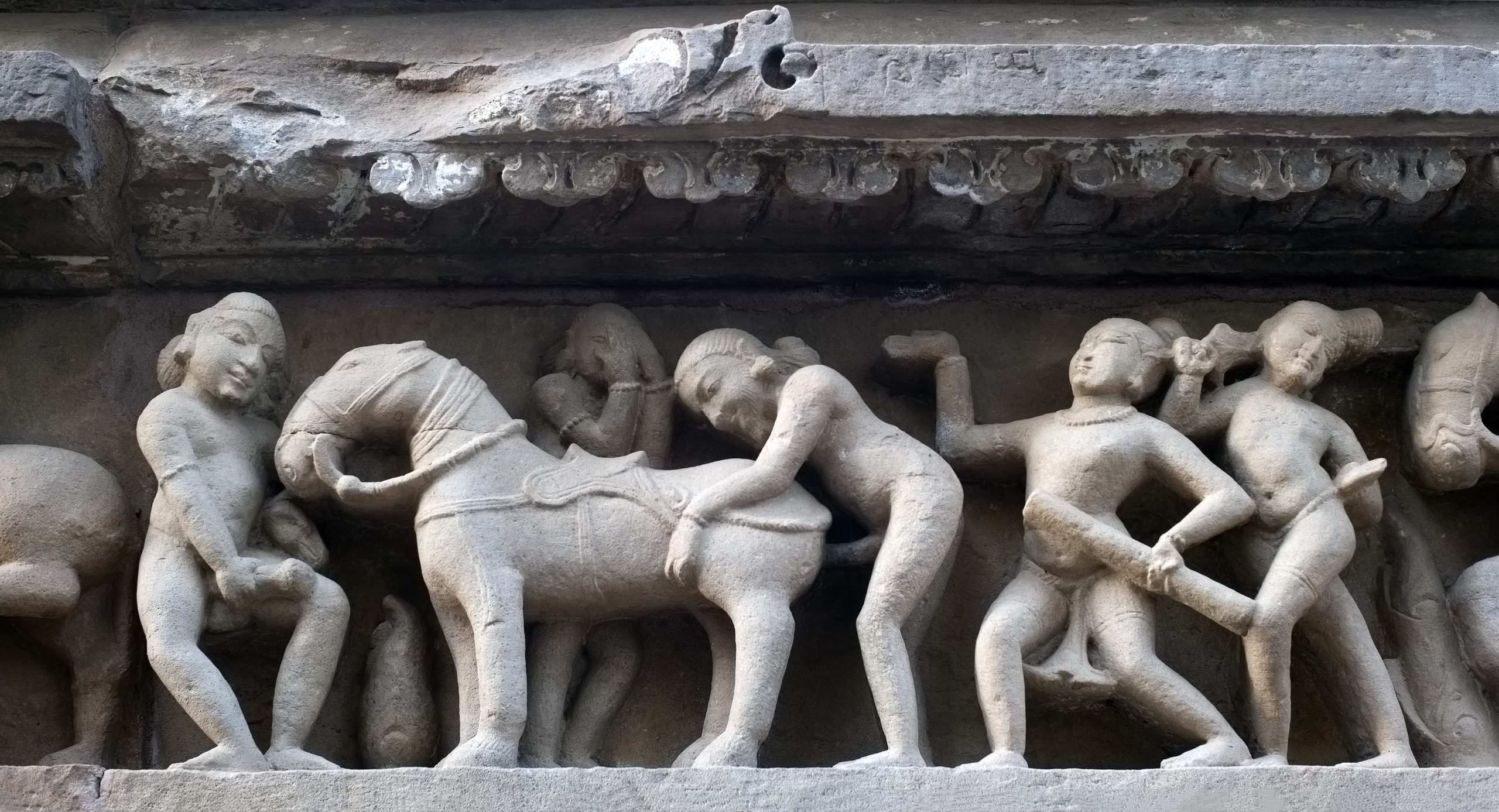 20120303_zoophilia_Lakshmana_Temple_Khajuraho_India_28panoramic_version29-2