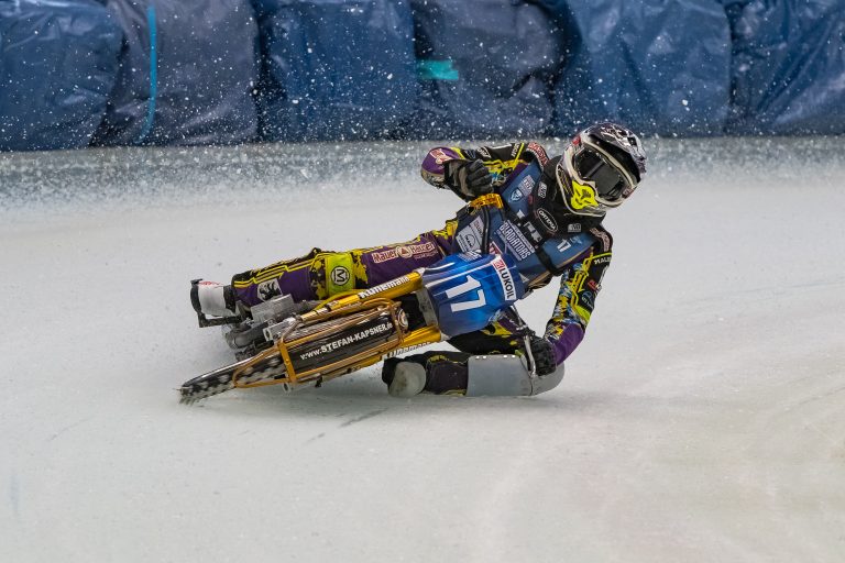 2018_FIM_Ice_Speedway_Gladiators_World_Championship_-_GP_7_Niedermaier-5563-1