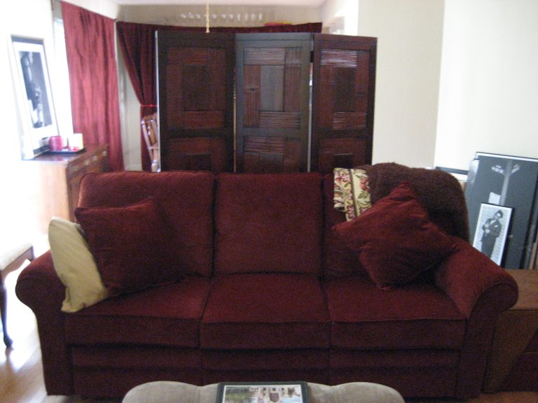 Couch_and_Folding_screen-01-1