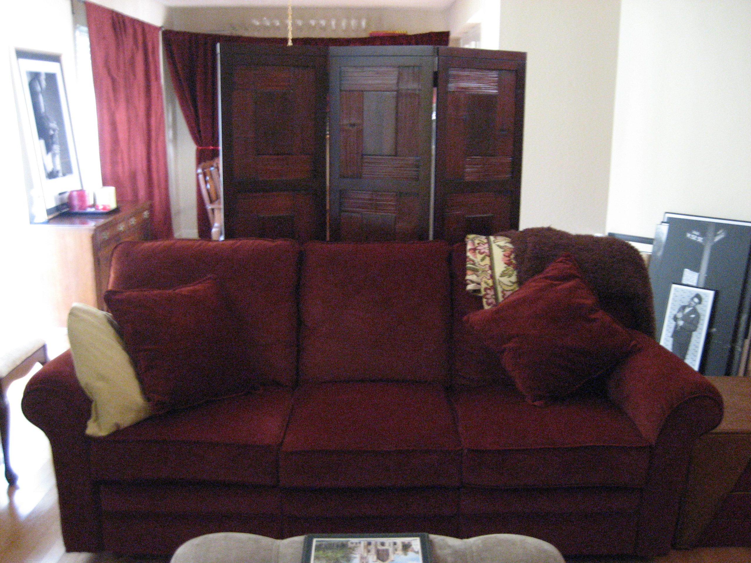 Couch_and_Folding_screen-01