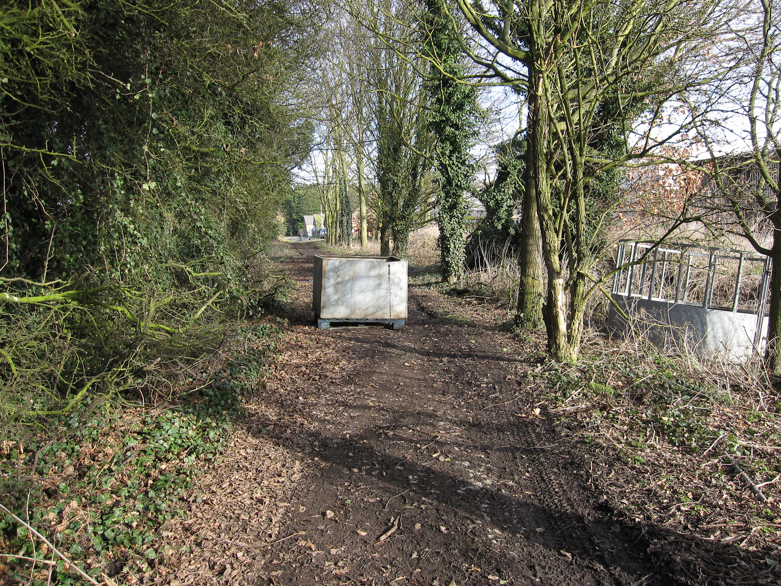 One_way_to_restrict_a_byway_-_geograph.org_.uk_-_1694898-1