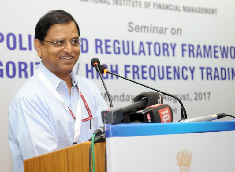 The_Secretary2C_Department_of_Economic_Affairs2C_Shri_S.C._Garg_delivering_the_keynote_address_at_a_Seminar_on_E28098Policy_and_Regulatory_Framework_for_AlgorithmHigh_Frequency_Trading_in_IndiaE28099