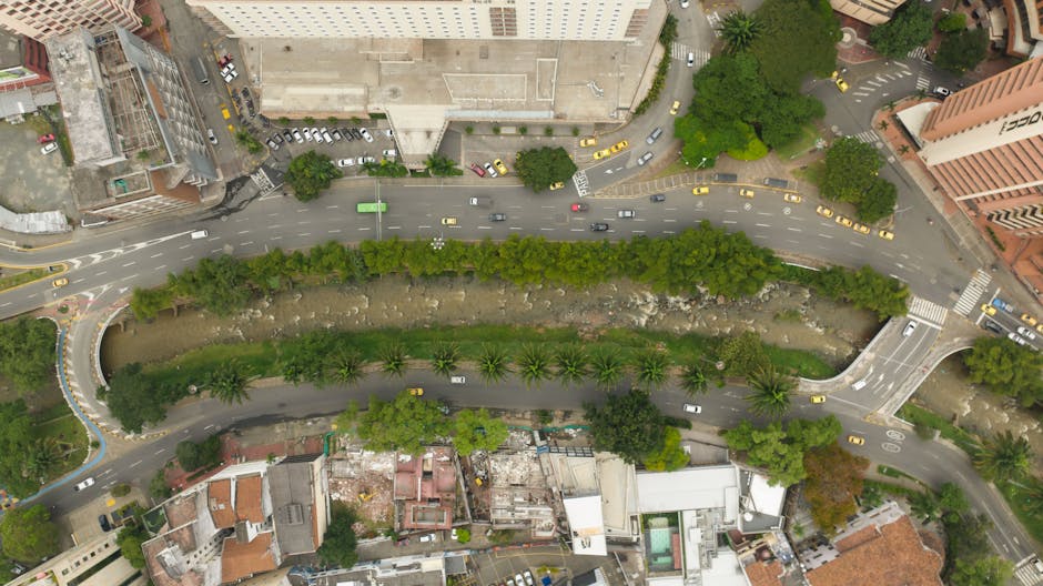 Optimizing Urban Flows: Graph-Based Optimal Transport Guide