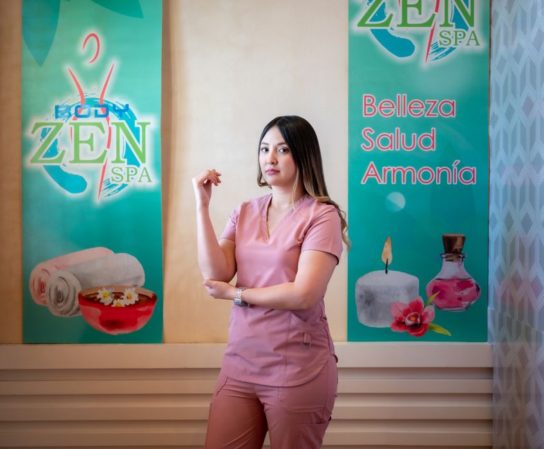 Portrait of a woman in a spa setting, emphasizing relaxation and wellness in Juárez.