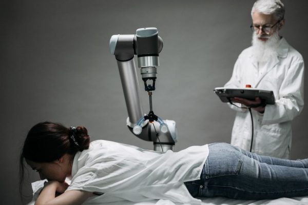 Human-AI Co-Creation: The New Standard of Strategic Leadership