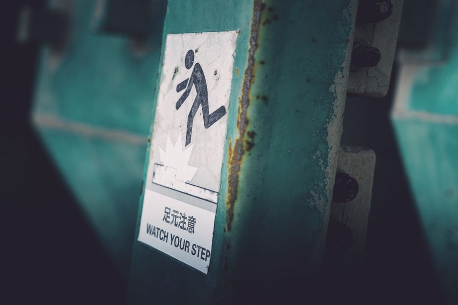 The Analog Advantage: Why Your Strategy Needs a ‘Manual’ Fail-Safe