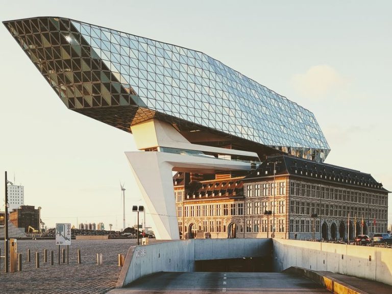 Explore the iconic Havenhuis in Antwerp, a masterpiece of modern architecture by Zaha Hadid.
